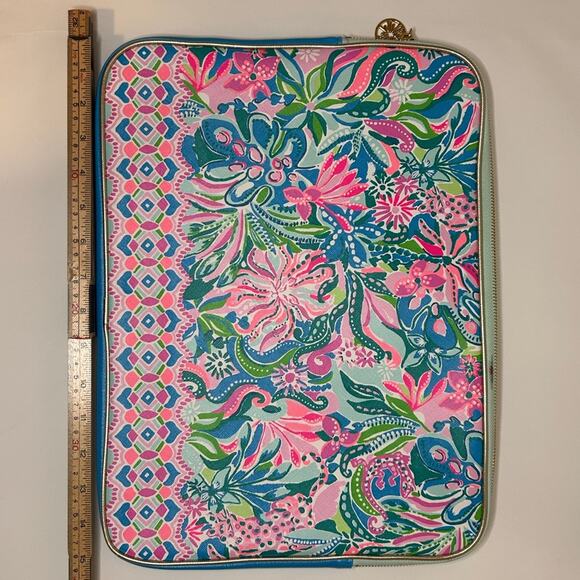 Lilly Pulitzer Pink and Blue Floral Tablet Laptop Sleeve - Picture 5 of 10